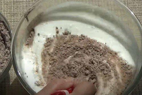 Kefírový piškótový koláč s kakaom - recept krok za krokom Kefírový piškótový koláč s kakaom - recept krok za krokom