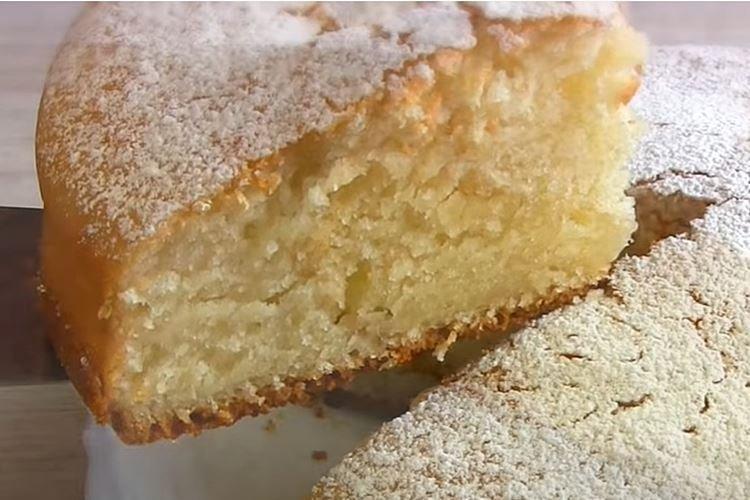 Piškótový koláč na kefíre bez vajec - recept krok za krokom s fotografiou Piškótový koláč na kefíre bez vajec - recept krok za krokom s fotografiou