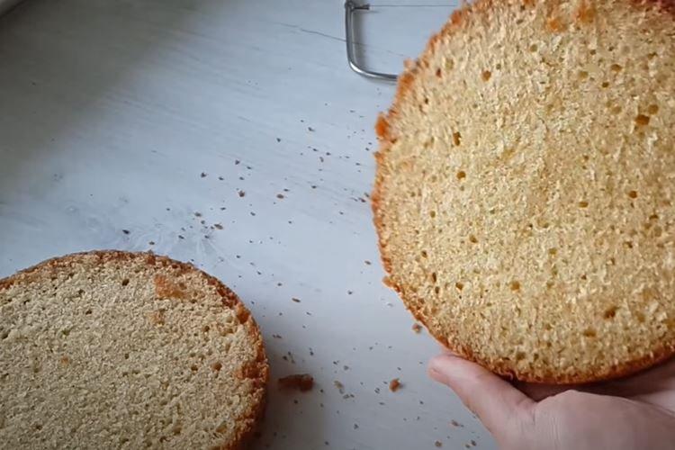 Mokrá sušienka na kefíre - recept krok za krokom s fotografiou Mokrá sušienka na kefíre - recept krok za krokom s fotografiou