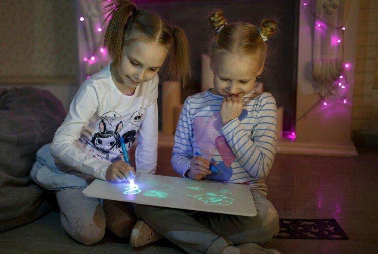 Ľahký tablet - čo dať dieťaťu na Nový rok 2021 Ľahký tablet - čo dať dieťaťu na Nový rok 2021