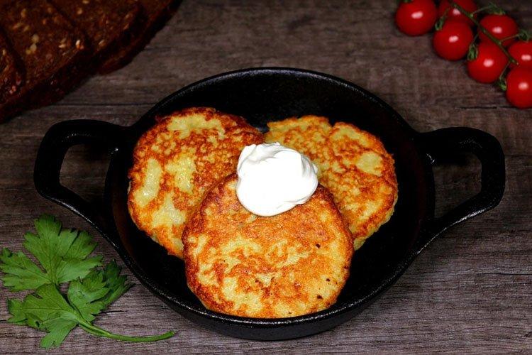 Zemiakovo -palacinky - recepty na varenie z mletého mäsa a zemiakov Zemiakovo -palacinky - recepty na varenie z mletého mäsa a zemiakov