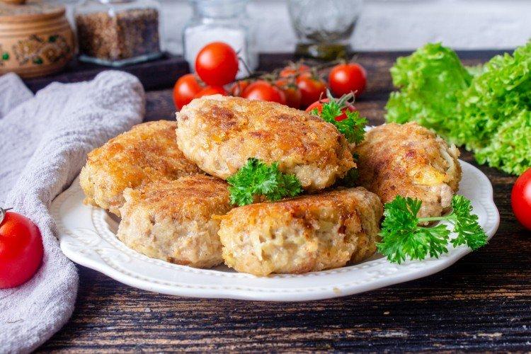 Hovädzie zemiakové kotlety - čo variť s hovädzím receptom Hovädzie zemiakové kotlety - čo variť s hovädzím receptom