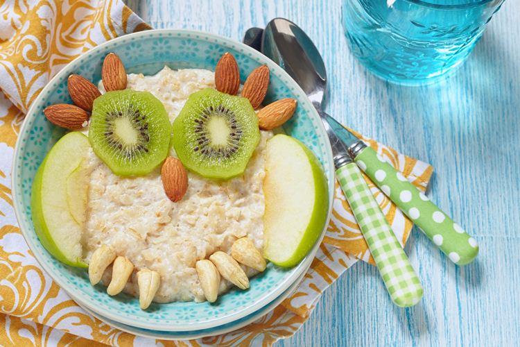 Que cuisiner pour un enfant au petit-déjeuner: 20 des recettes les plus délicieuses