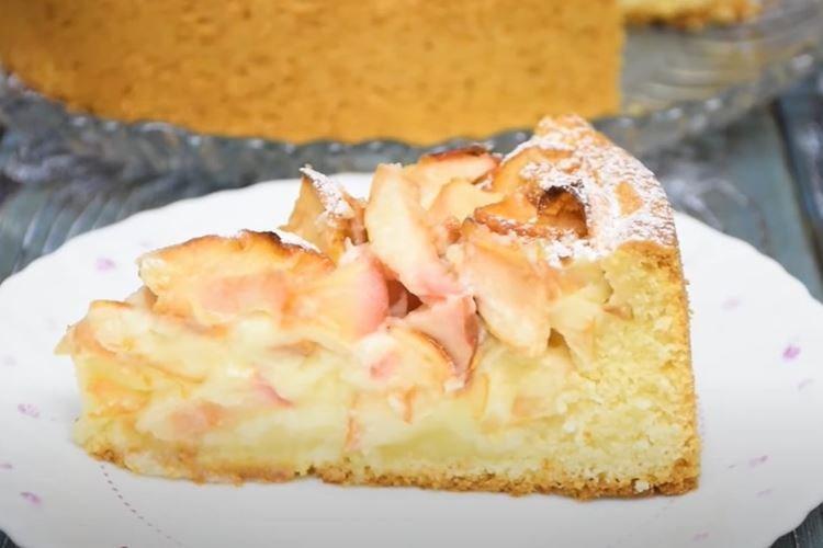 Tsvetaevsky jablkový koláč s cukrom - recept krok za krokom s fotografiou Tsvetaevsky jablkový koláč s cukrom - recept krok za krokom s fotografiou