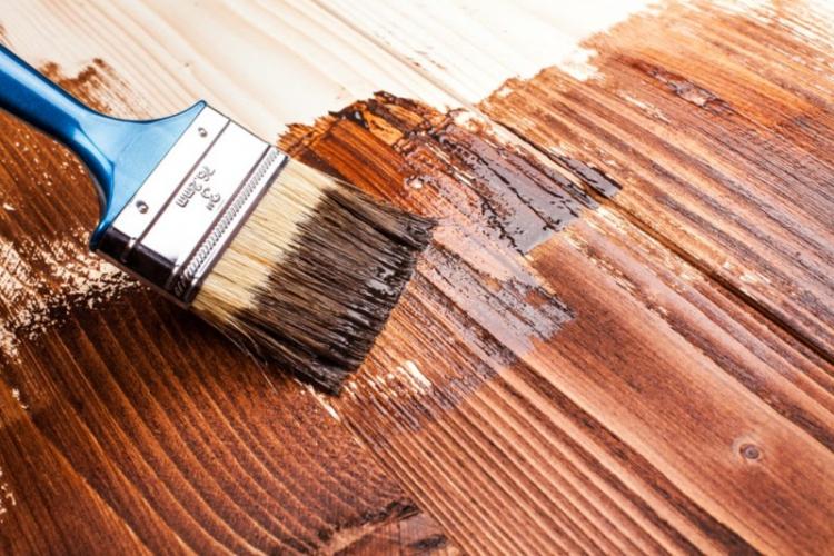 Farbenie - vlastnoručná dekorácia skrinky Farbenie - DIY dekor starého kabinetu