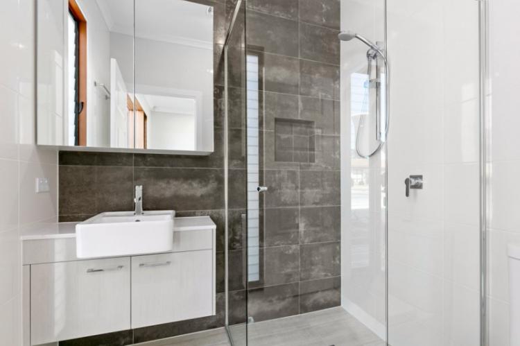 Comment décorer une salle de bain design 3 m² (75 images)