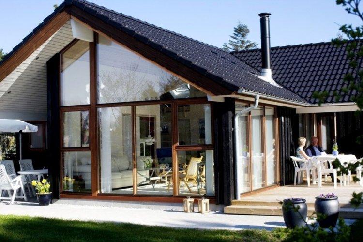 Dom v škandinávskom štýle s verandou alebo terasou - projekty a fotografie Dom v škandinávskom štýle s verandou alebo terasou - projekty a fotografie