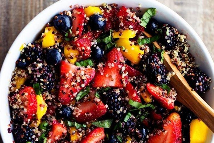 Ovocný šalát s quinoa Ovocný šalát s quinoa
