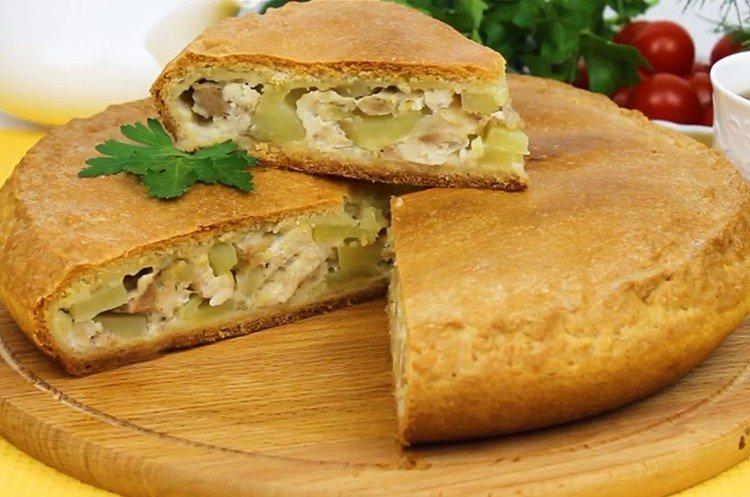 Kurnik s kuracím mäsom a zemiakmi - klasický recept Kurnik s kuracím mäsom a zemiakmi - klasický recept