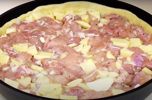 Kurnik s kuracím mäsom a zemiakmi - klasický recept Kurnik s kuracím mäsom a zemiakmi - klasický recept