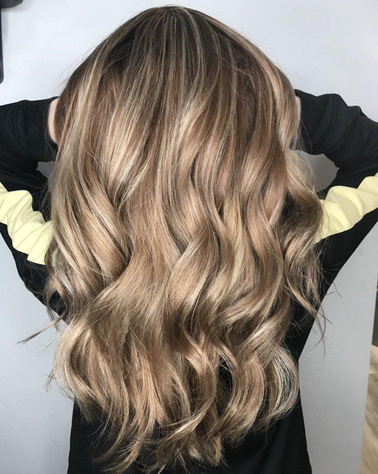 Balayage na svetlohnedých vlasoch - fotografie a nápady Balayage na svetlohnedých vlasoch - fotografie a nápady