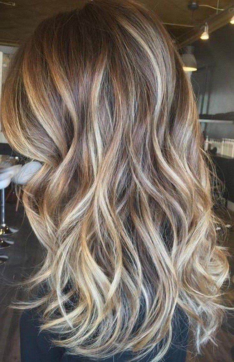 Balayage na svetlohnedých vlasoch - fotografie a nápady Balayage na svetlohnedých vlasoch - fotografie a nápady