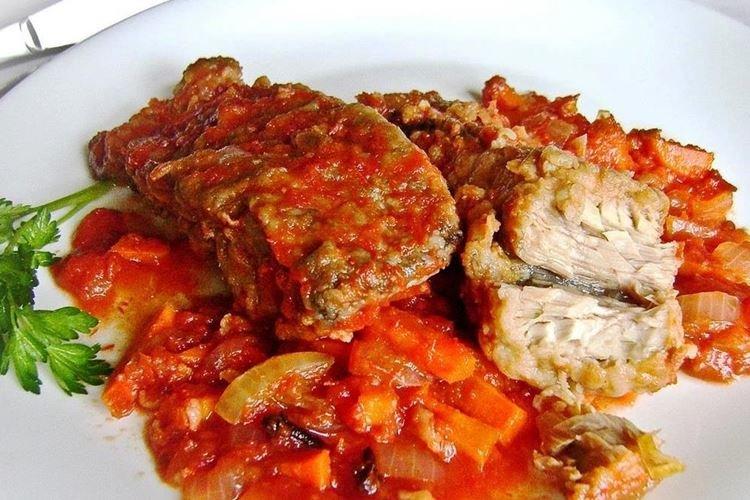 Cod with pepper and tomato sauce Cod with pepper and tomato sauce