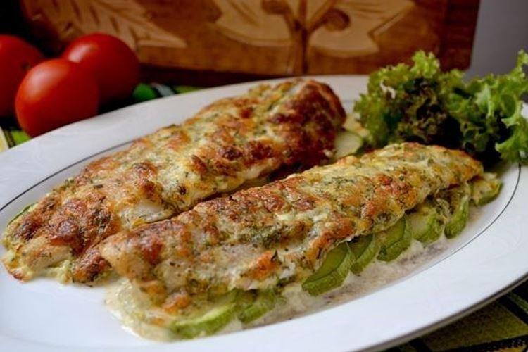 Oven cod fillet with zucchini Oven cod fillet with zucchini
