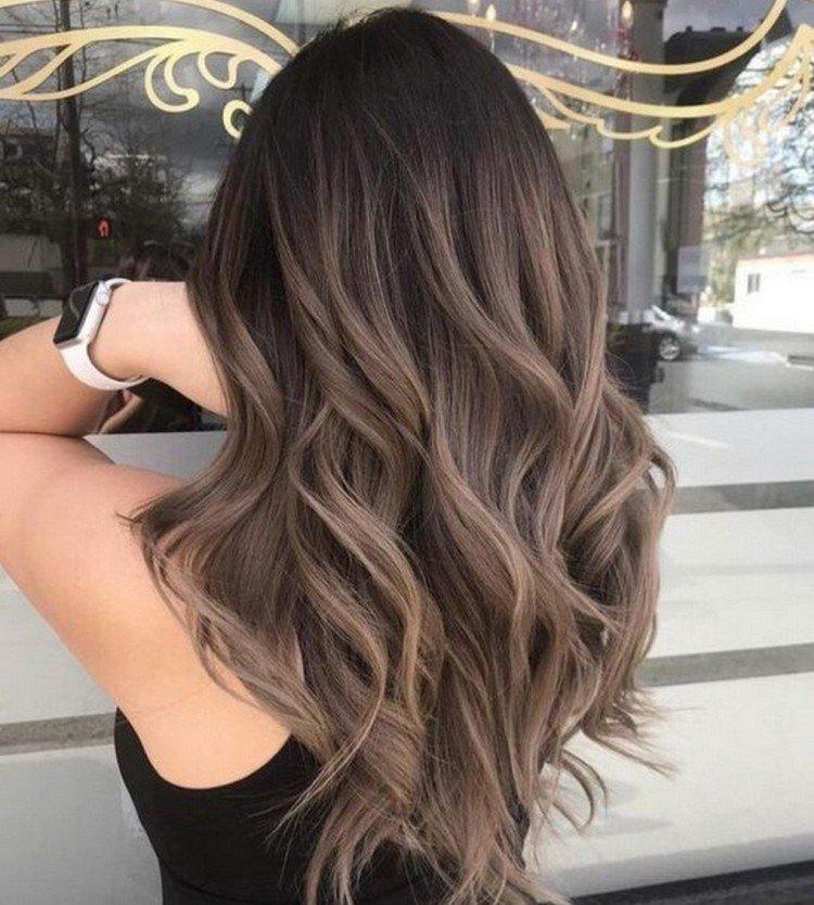 Balayage pre tmavé vlasy - fotografie a nápady Balayage pre tmavé vlasy - fotografie a nápady