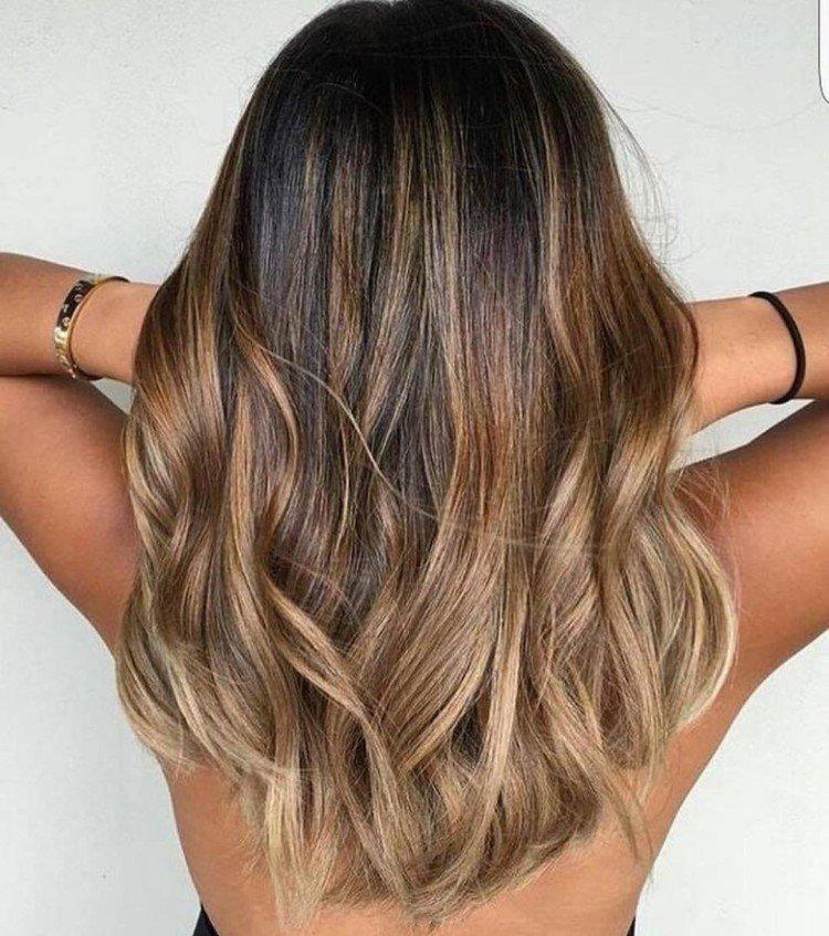 Balayage pre tmavé vlasy - fotografie a nápady Balayage pre tmavé vlasy - fotografie a nápady