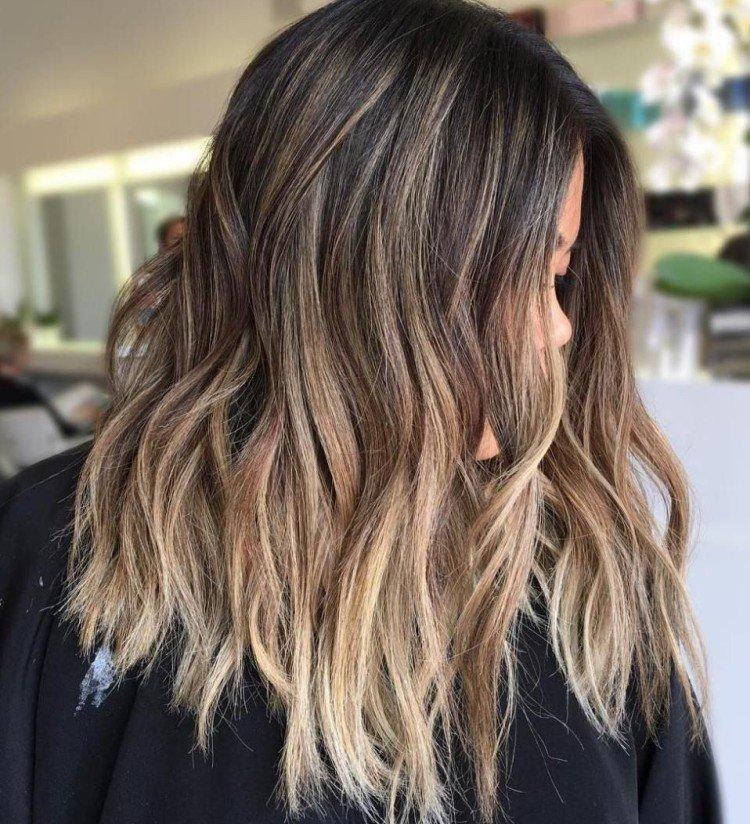Balayage pre tmavé vlasy - fotografie a nápady Balayage pre tmavé vlasy - fotografie a nápady