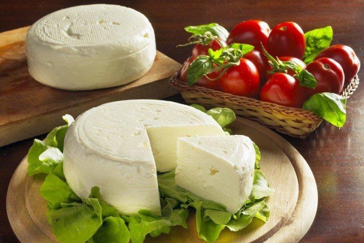 Cream and curd cheeses: types, names and photos