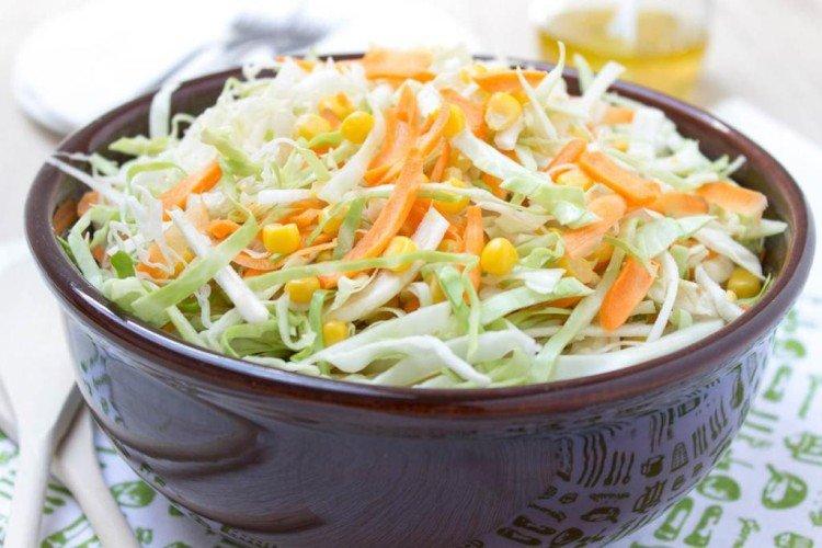 Salad with cabbage, carrots and pickled ginger Salad with cabbage, carrots and pickled ginger