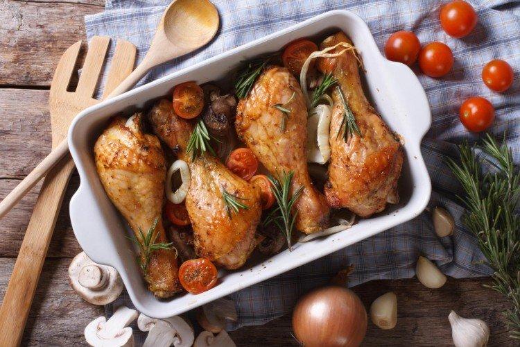 Cuisses de poulet au four: 15 des recettes les plus délicieuses