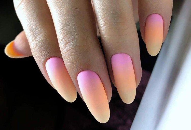 Gradient manicure Gradient manicure