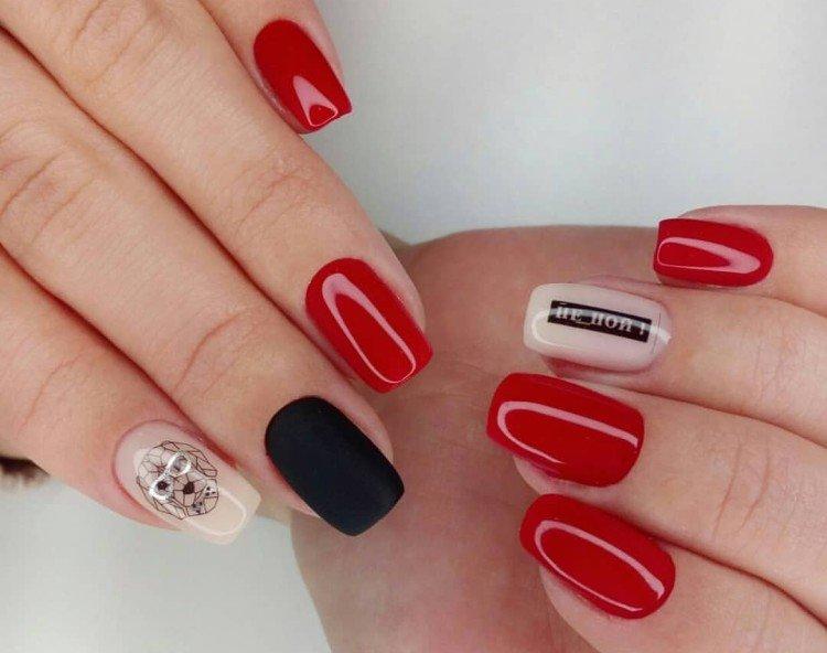 Red manicure Red manicure