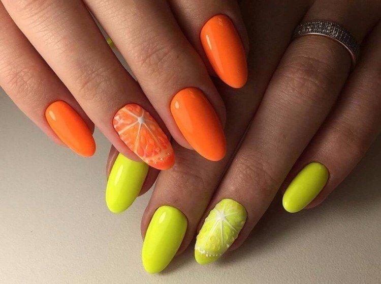 Orange manicure Orange manicure