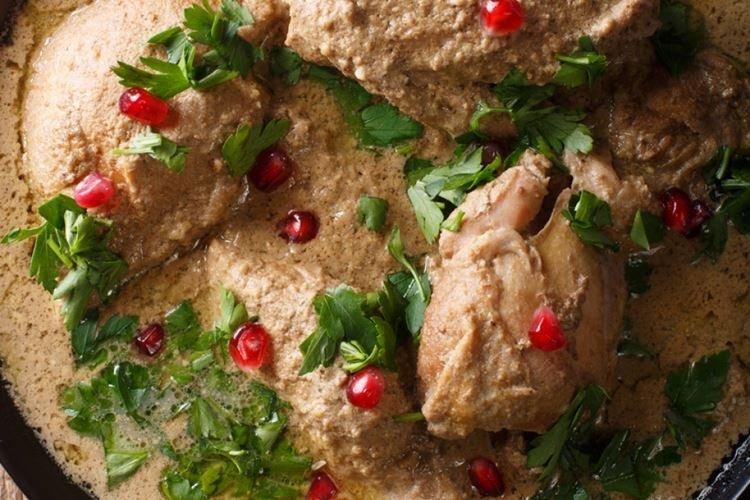 Satsivi with chicken and pomegranate juice Satsivi with chicken and pomegranate juice