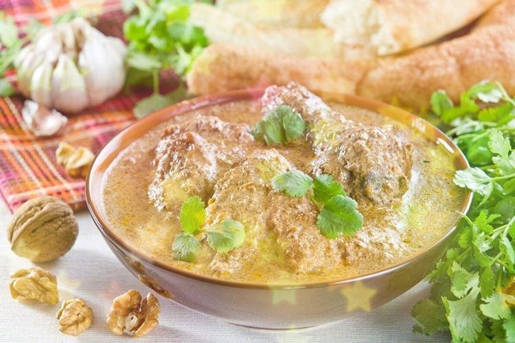 Satsivi with chicken and vegetables Satsivi with chicken and vegetables