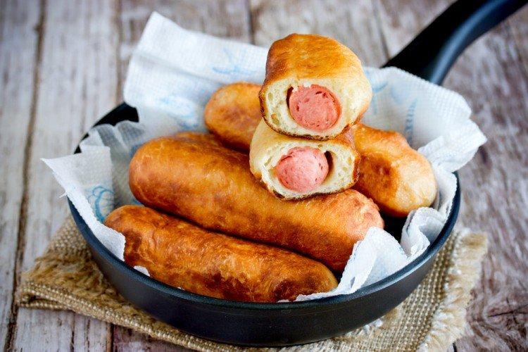 Klobásy v cestíčku: 12 jednoduchých a chutných receptov Klobásy v cestíčku: 12 jednoduchých a chutných receptov