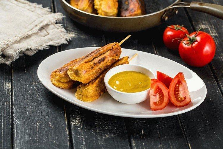 Klobásy v horčičnom cestíčku Klobásy v horčičnom cestíčku