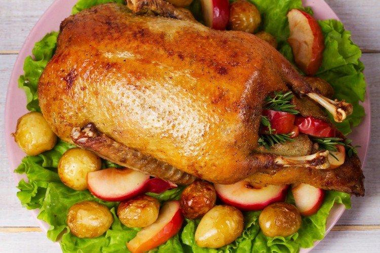 10 elegantných receptov na kačicu so zemiakmi v rúre 10 elegantných receptov na kačicu so zemiakmi v rúre