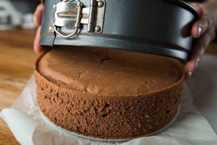 Čokoládová piškóta s kávou Čokoládová piškóta s kávou