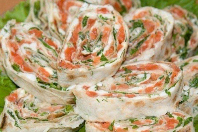 Ryby v pita chlebe s tvarohom Ryby v pita chlebe s tvarohom
