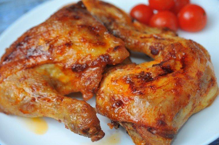 Kuracie stehná v paradajkovej omáčke Kuracie stehná v paradajkovej omáčke