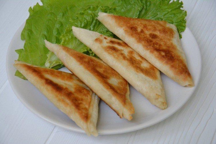Lavash pies with cabbage Lavash pies with cabbage
