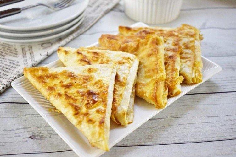 Lavash pies with chicken and suluguni Lavash pies with chicken and suluguni