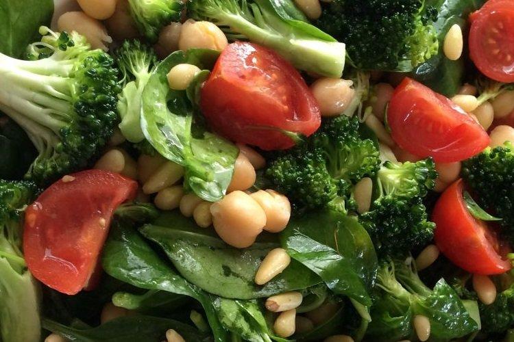 Broccoli and pine nuts salad Broccoli and pine nuts salad