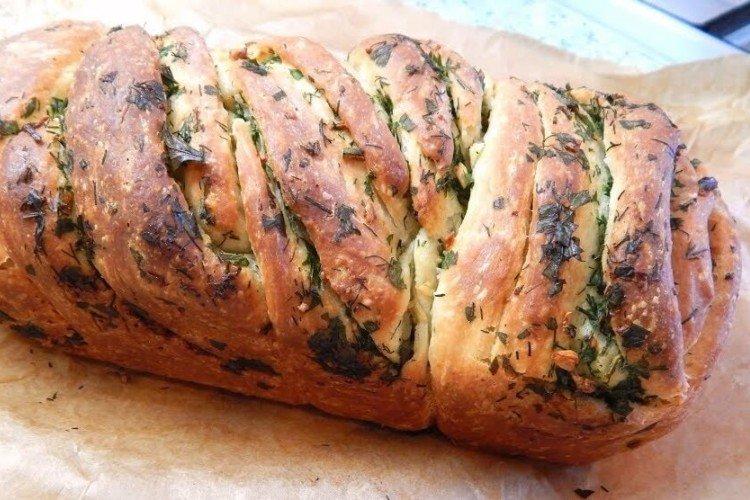 Homemade bread with herbs Homemade bread with herbs