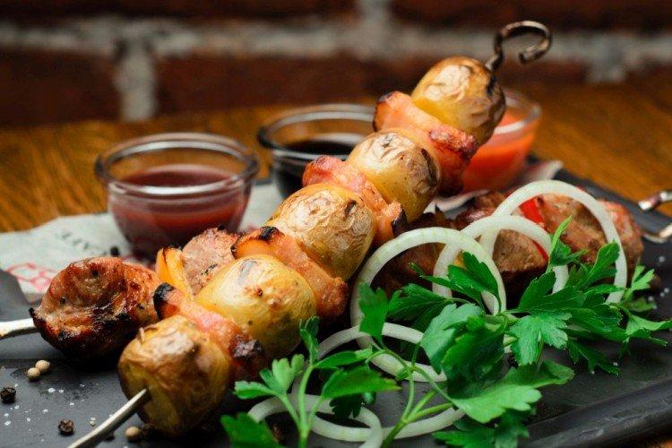10 receptov na najchutnejšie zemiaky na grile 10 receptov na najchutnejšie zemiaky na grile