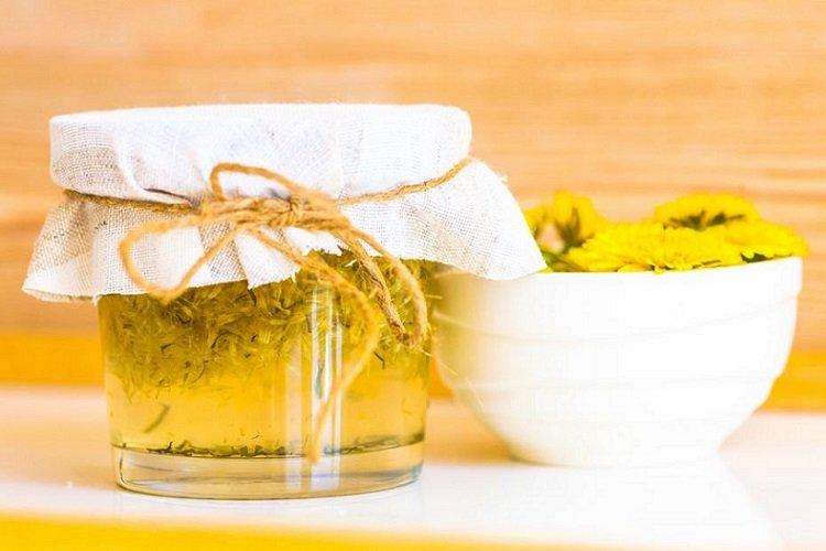 Púpavový džem s lístkami Púpavový džem s lístkami