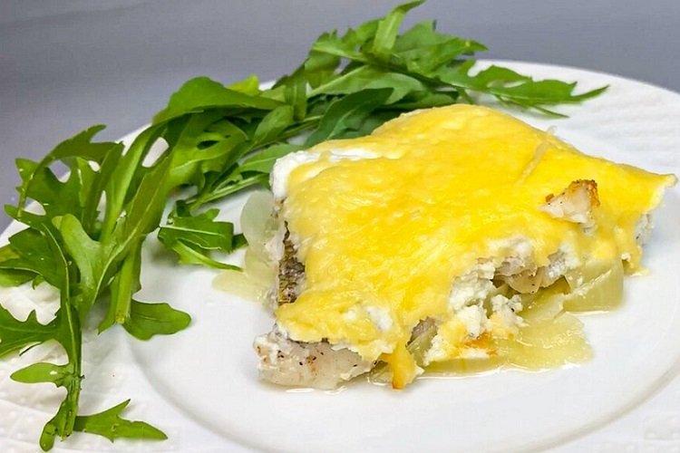 Pollock filé zapečené so syrovou omáčkou Pollock filé zapečené so syrovou omáčkou
