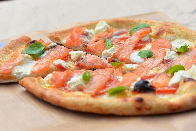 Poleva na pizzu s červenou rybou Poleva na pizzu s červenou rybou