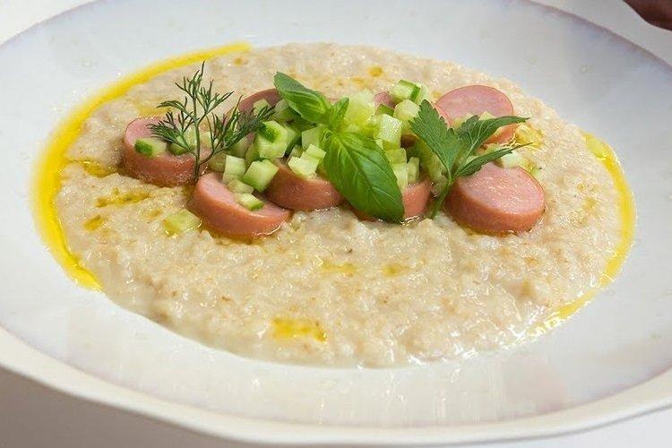 Ovsené vločky s klobásami Ovsené vločky s klobásami