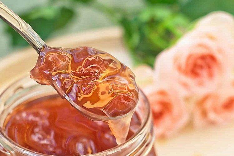 Jam s ružovým a zázvorovým lístkom Jam s ružovým a zázvorovým lístkom
