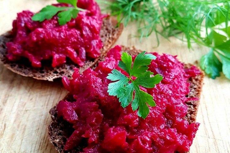 Cuketový kaviár s repou na zimu Cuketový kaviár s repou na zimu