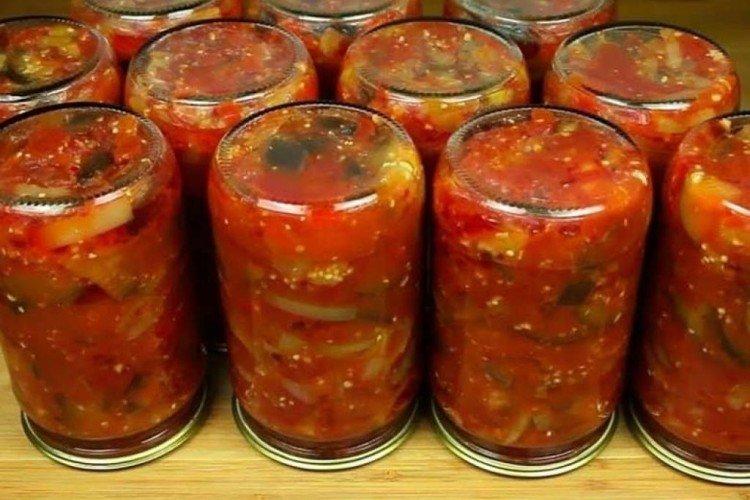 Baklažánový šalát s jablkami na zimu Baklažánový šalát s jablkami na zimu