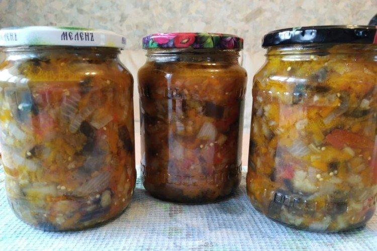 Baklažánový šalát bez octu Baklažánový šalát bez octu