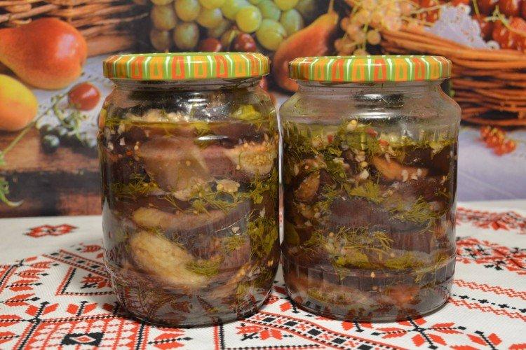 Baklažánový šalát s bylinkami Baklažánový šalát s bylinkami