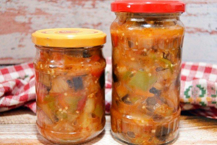 Baklažánový a cuketový šalát na zimu Baklažánový a cuketový šalát na zimu